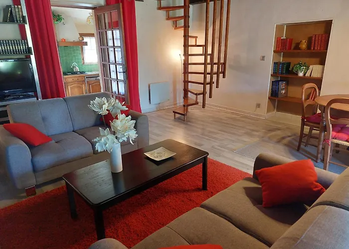 Grandes Terrasses Dalbavie 15 Pers Clim Et Piscine アパート